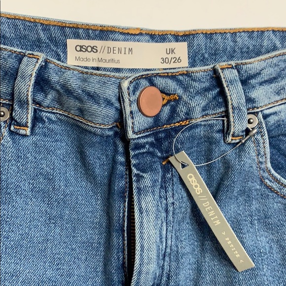 🆕 ASOS DESIGN Petite Farleigh Mom Jeans - Picture 2 of 9